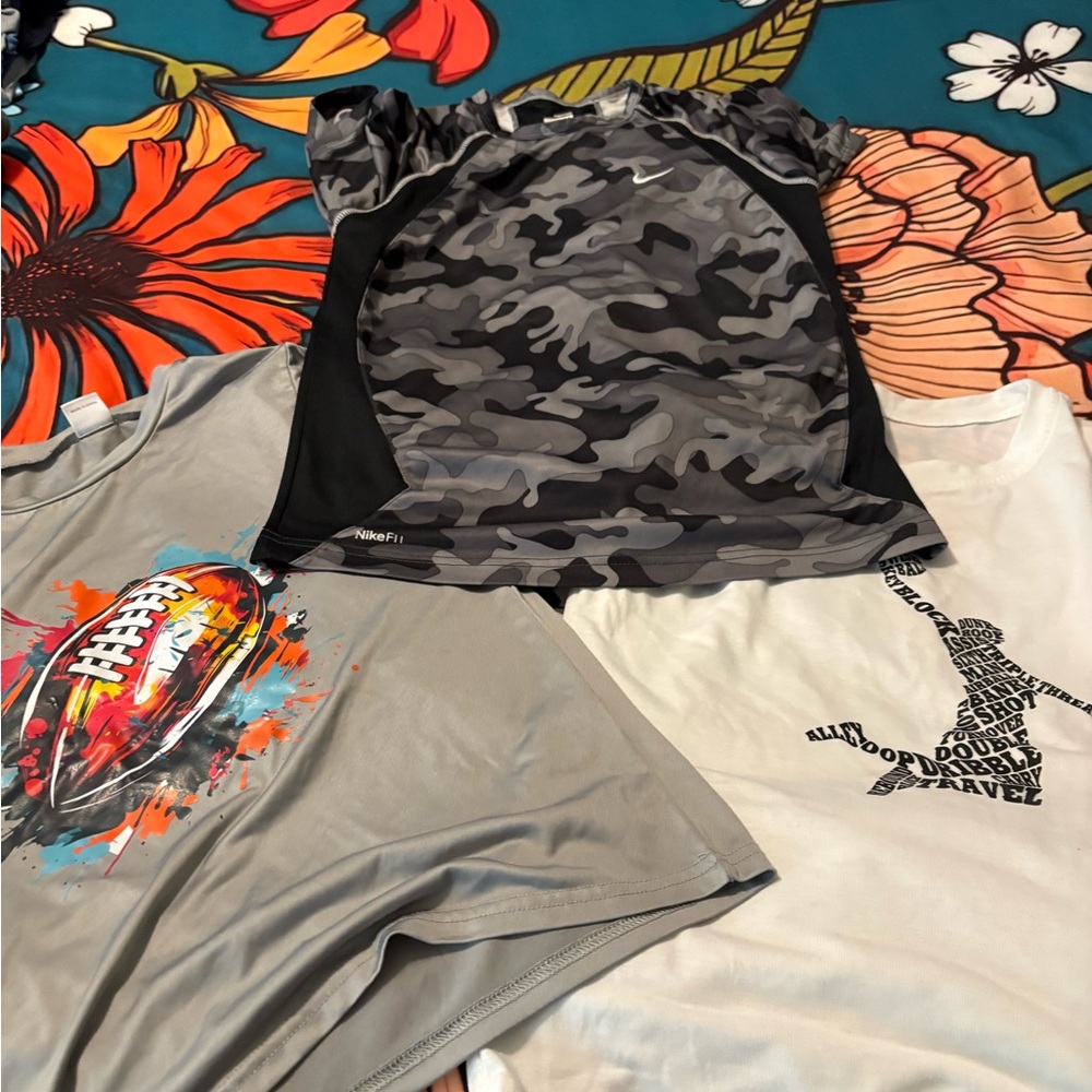 3 pc t-shirt size M